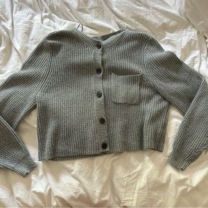 American Eagle cropped grey cardigan